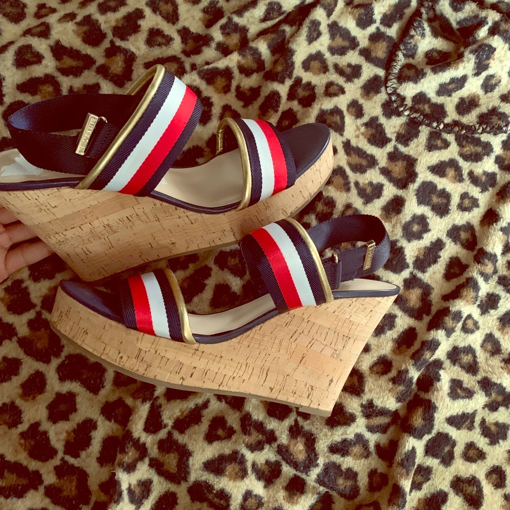 BRAND NEW! Tommy Hilfiger Strapped Wedges Sz 11M